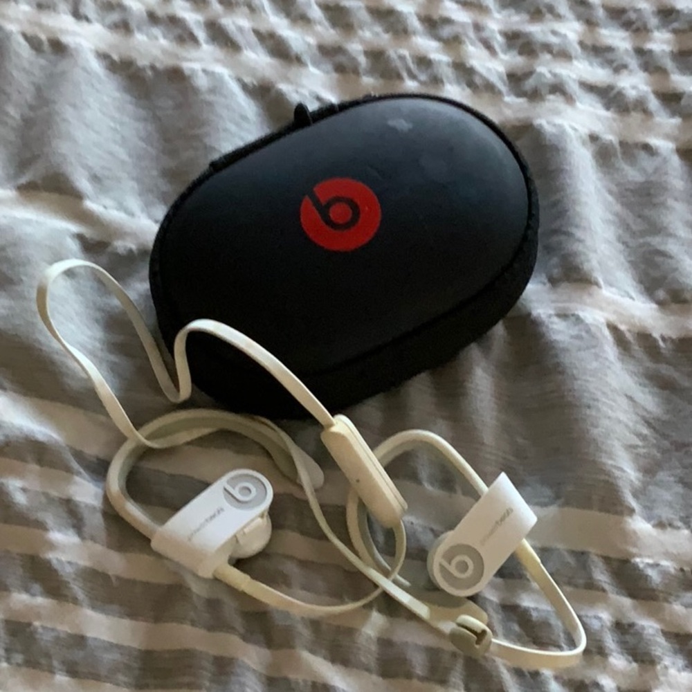 Dr Dre Powerbeats Bluetooth Earbud Headphones with Case-gym, trail, travel etc.